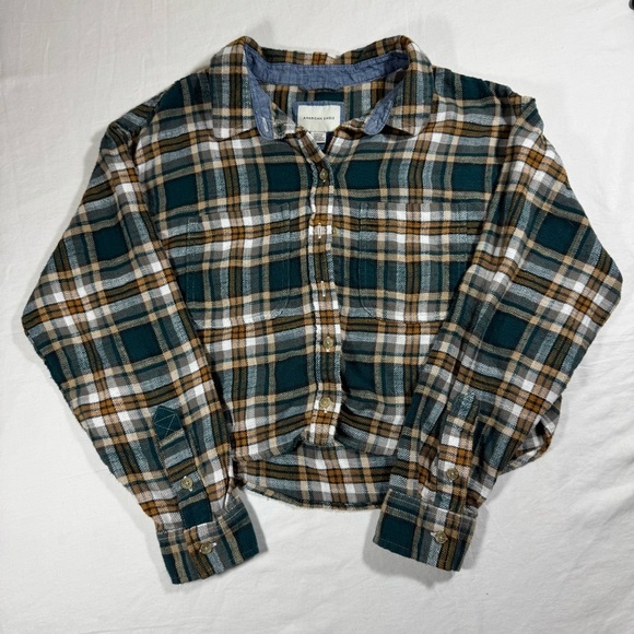 American Eagle Outfitters Cropped Green Flannel Plaid Button Down Shirt - Picture 1 of 5